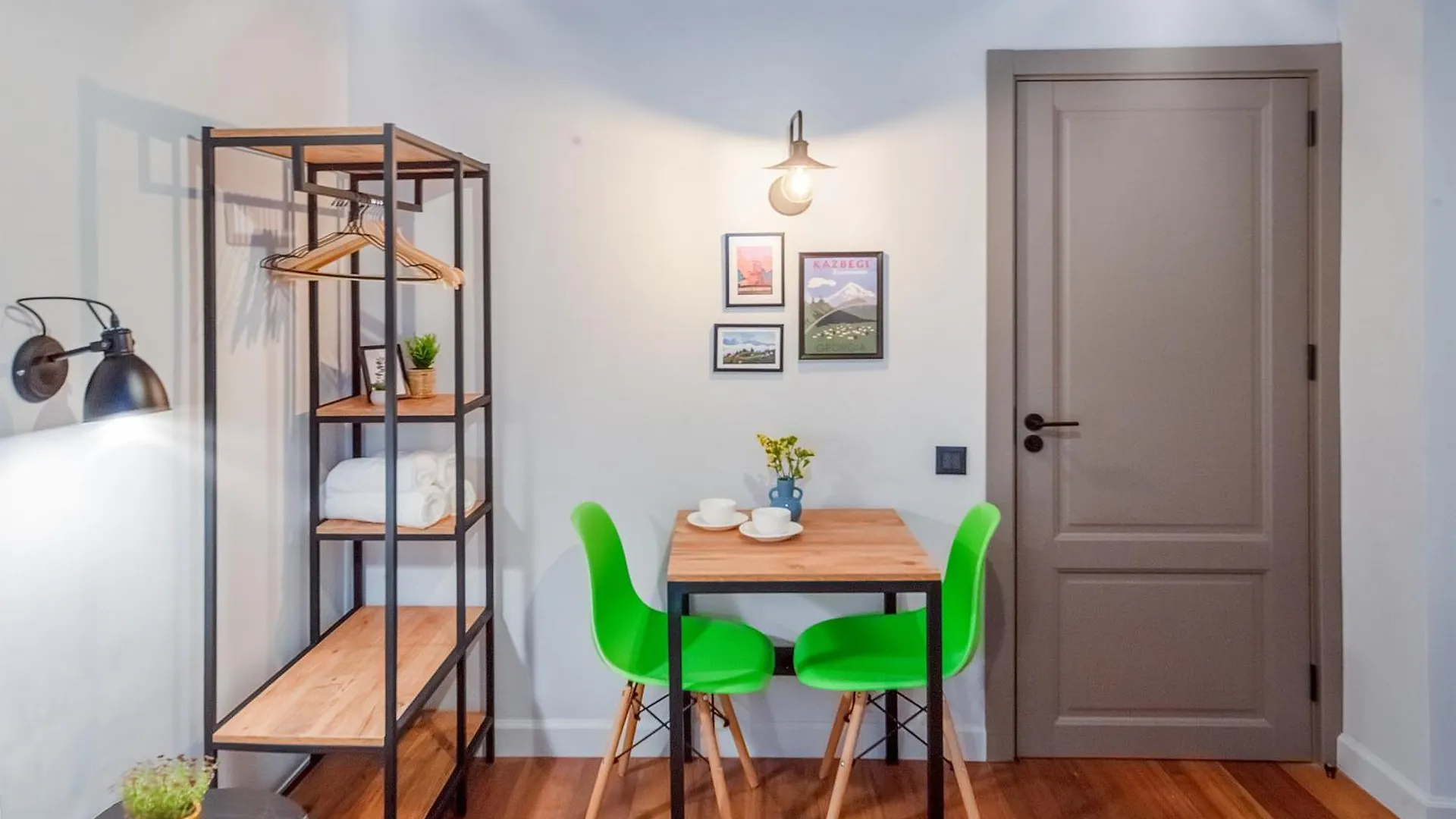 Hb Apartments Hill House Tbilisi Zajazd